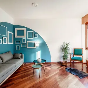  Apartment Blue Mood - By Myhomeincomo