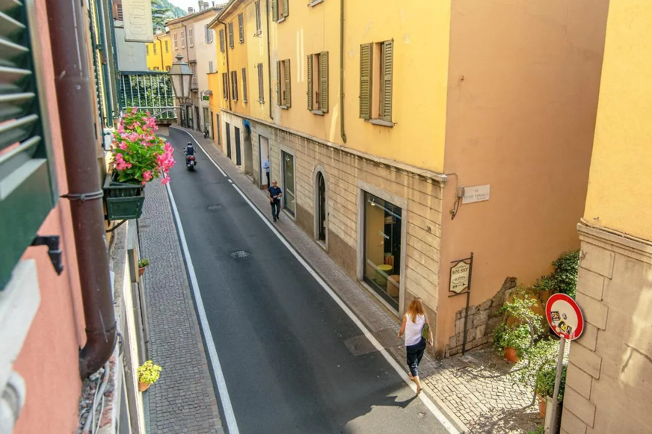 Casa Paola - Downtown Cernobbio Apartment