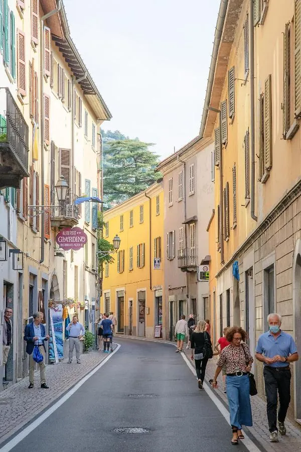Casa Paola - Downtown Cernobbio Apartment Italy